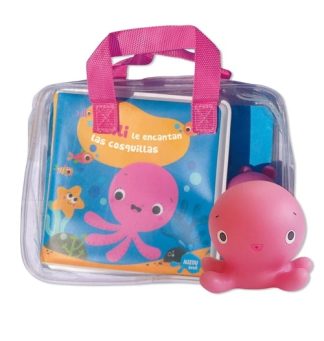 A LILI LE ENCANTAN LAS COSQUILLAS