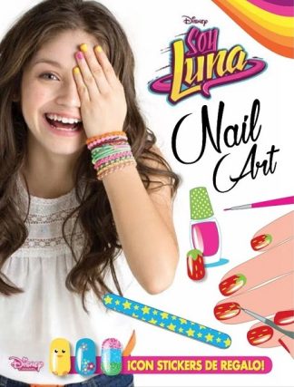 SOY LUNA. NAIL ART