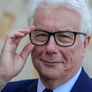FOLLETT